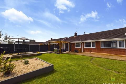 3 bedroom detached bungalow for sale, Lacon Drive, Wem, Shrewsbury