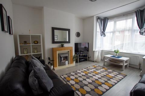 3 bedroom house for sale, Cyprus Road, Burgess Hill