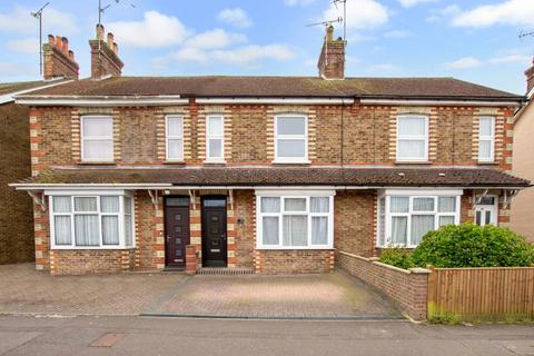 3 bedroom terraced house for sale, Cyprus Road, Burgess Hill