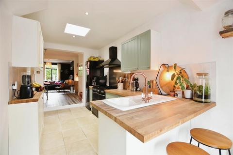 3 bedroom terraced house for sale, Radcliffe Road, Stamford