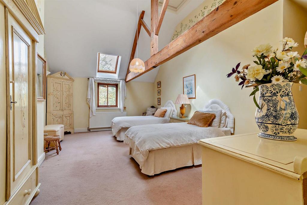 8588316-interior07-800.jpg