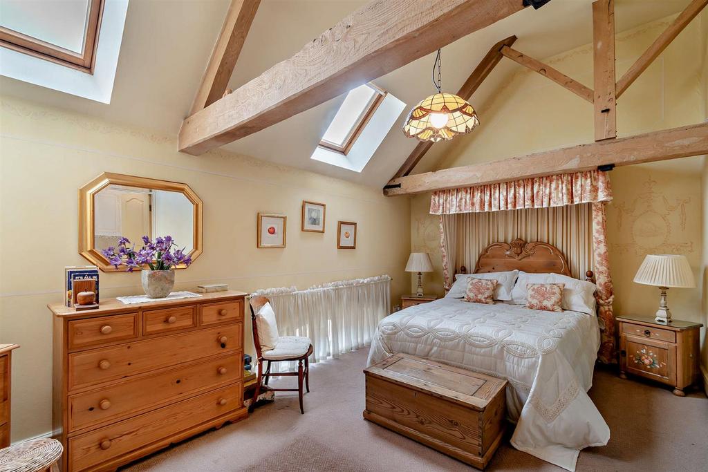 8588316-interior01-800.jpg