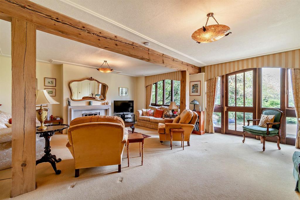 8588316-interior20-800.jpg