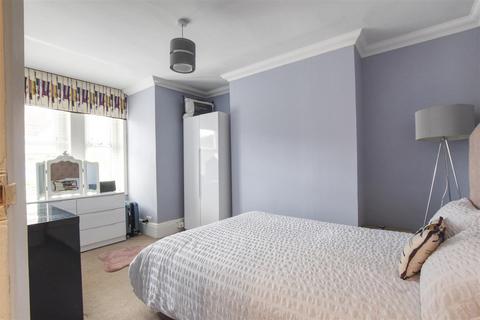 1 bedroom apartment for sale, Fairmount Road, Bexhill-On-Sea