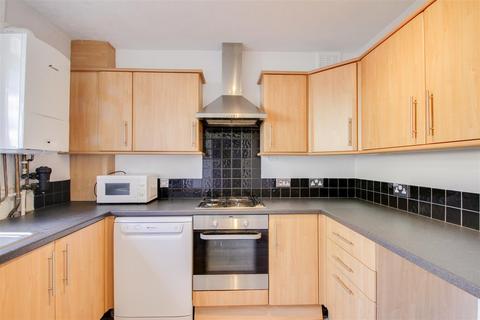 2 bedroom flat for sale, South Road, Forest Hill, London, SE23