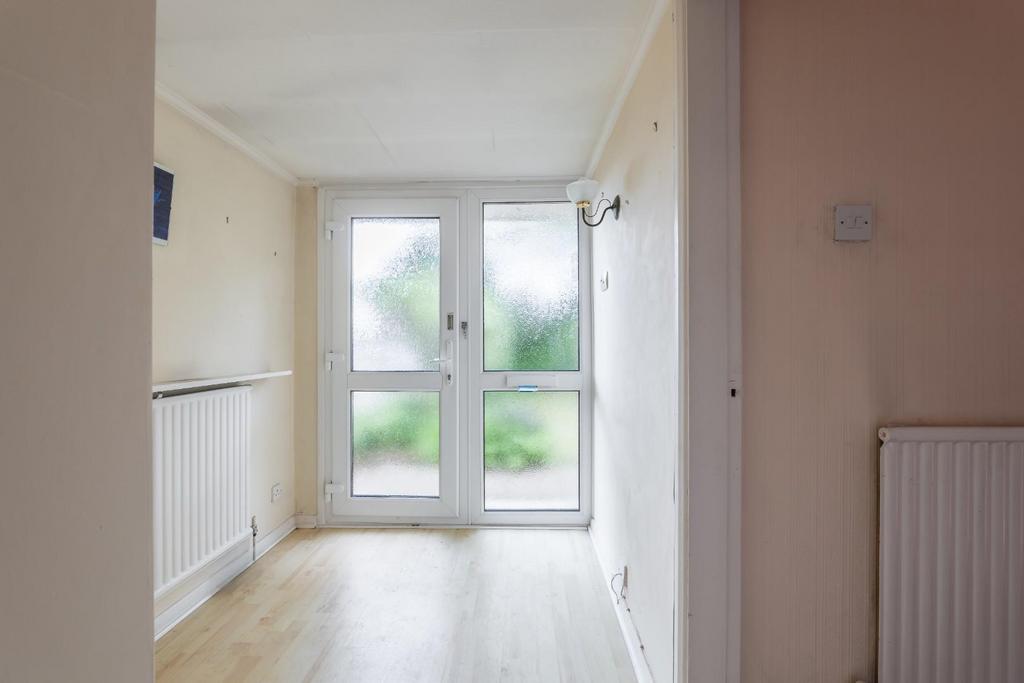 HALL-2.jpg