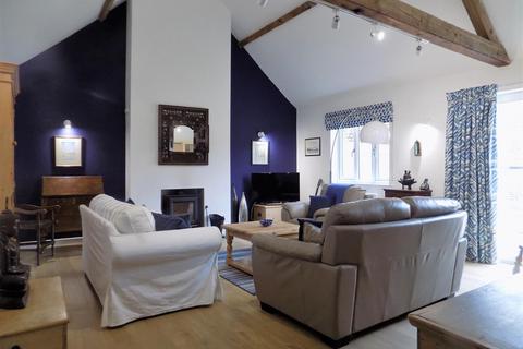 Old Stables Main Road, Hawksworth, Nottingham, NG13 9DD