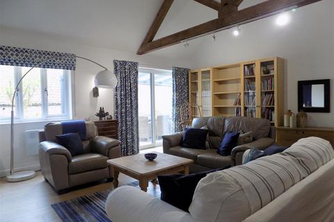 Old Stables Main Road, Hawksworth, Nottingham, NG13 9DD