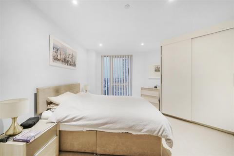 1 bedroom apartment for sale, Gateway Tower, Royal Victoria Dock E16