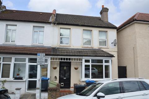 3 bedroom end of terrace house for sale, Edward Road, Coulsdon CR5