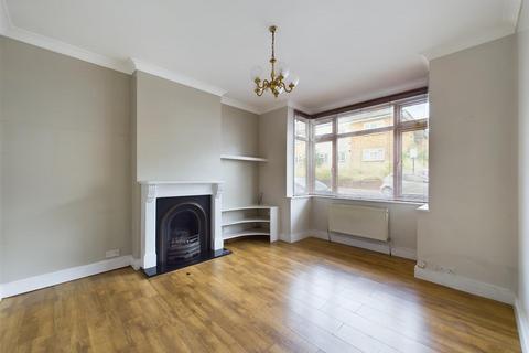 4 Edward Road, Coulsdon, CR5 2NP