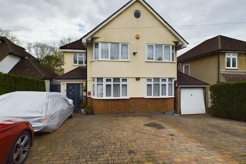 5 bedroom detached house for sale, Bradmore Way, Coulsdon CR5