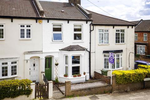 3 bedroom terraced house for sale, Gloucester Road, Enfield