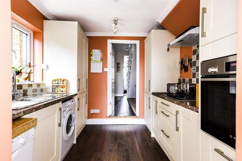 3 Gloucester Road, Enfield, EN2 0EX