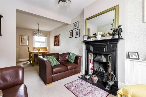 3 Gloucester Road, Enfield, EN2 0EX