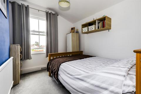 3 Gloucester Road, Enfield, EN2 0EX