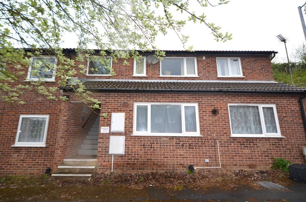 1 Bedroom ground floor flat in Peards Down Close, Barnstaple 1 bed flat