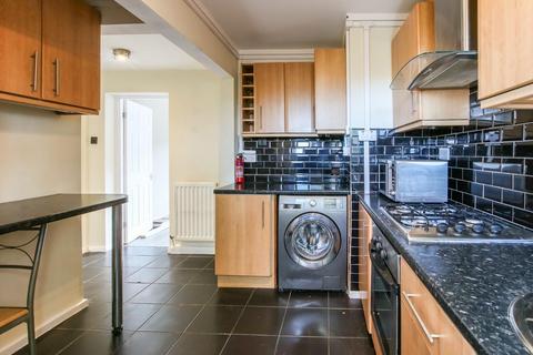 2 bedroom apartment to rent, Stonechat Place, Longbenton, NE12