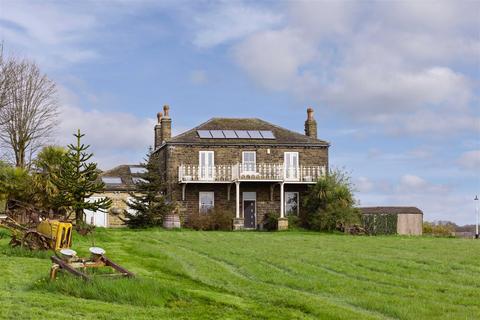 Pudsey - 5 bedroom farm house for sale
