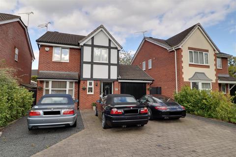 3 bedroom detached house for sale, Oakhurst Drive, Crewe