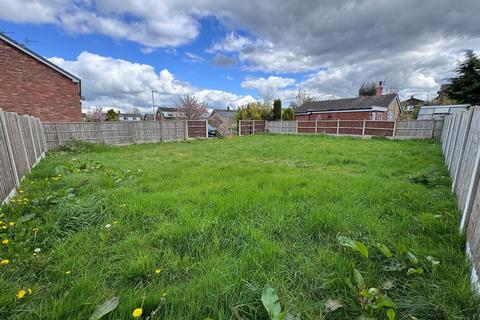 2 bedroom property with land for sale, East Square, Longton, Preston, PR4