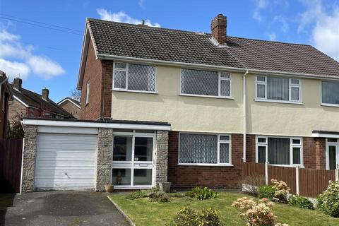 36 Elizabeth Avenue, Wolverhampton, WV4 5BA