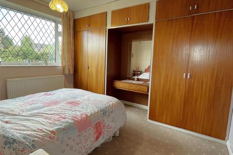 36 Elizabeth Avenue, Wolverhampton, WV4 5BA
