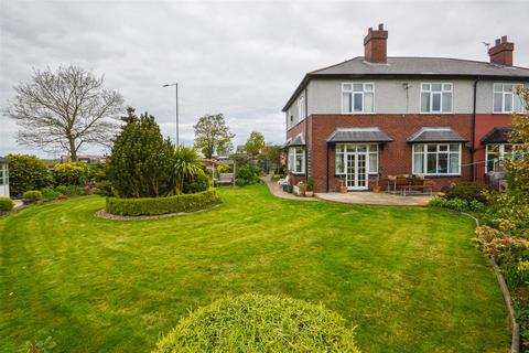 3 bedroom semi-detached house for sale, Wakefield Road, Normanton WF6