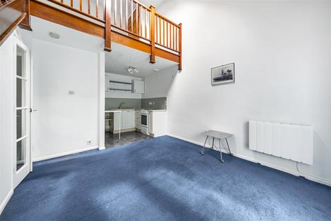 1 bedroom end of terrace house for sale, Keating Close, Lawford