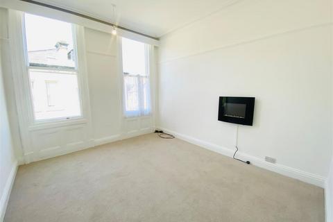 2 bedroom flat for sale, Westbourne Road, Scarborough