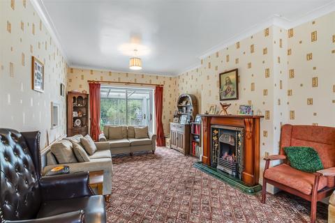 3 bedroom semi-detached house for sale, Wharfedale Drive, Ilkley LS29