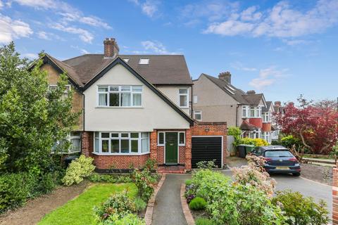 4 bedroom semi-detached house for sale, Derby Hill, London