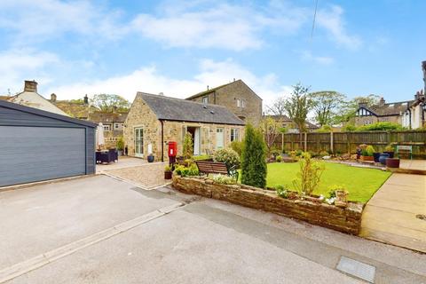 3 bedroom link detached house for sale, 27 & Annex Bungalow, High Street, Gargrave, Skipton