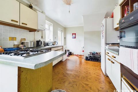 8 Gloucester Road, Consett, DH8 7LL