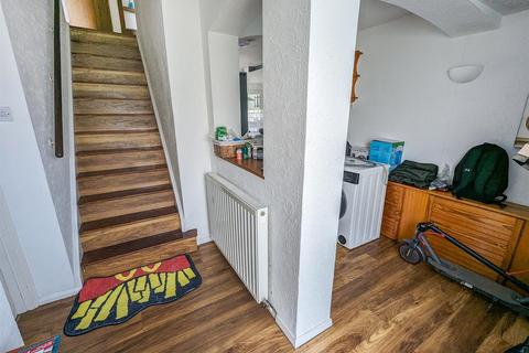 98 Beanfield Avenue, Corby, NN18 0AY