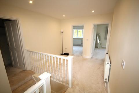 4 bedroom detached house to rent, Nortoft Road, Chalfont St Peter SL9