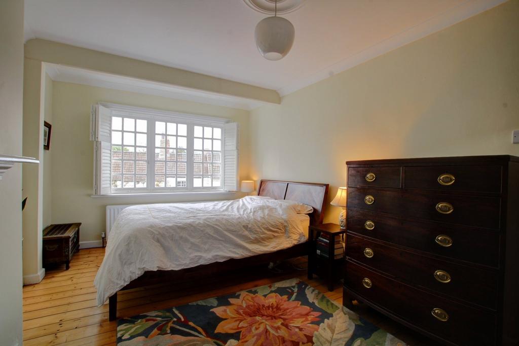 Bed 1