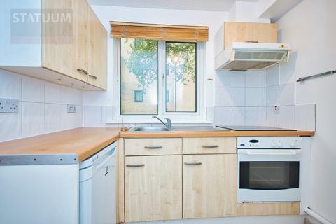 1 bedroom apartment to rent, Globe Road, Bethnal Green, City, East London, E2