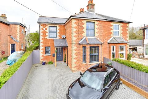 4 bedroom semi-detached house for sale, Station Road, Wootton, Isle of Wight