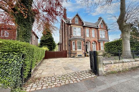 6 bedroom semi-detached house for sale, Worsley, Manchester M28