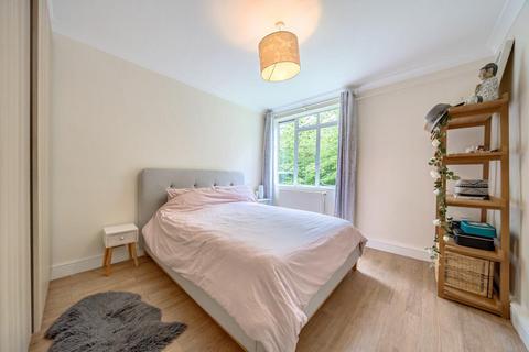 1 bedroom flat for sale, Hallfield Estate, Bayswater