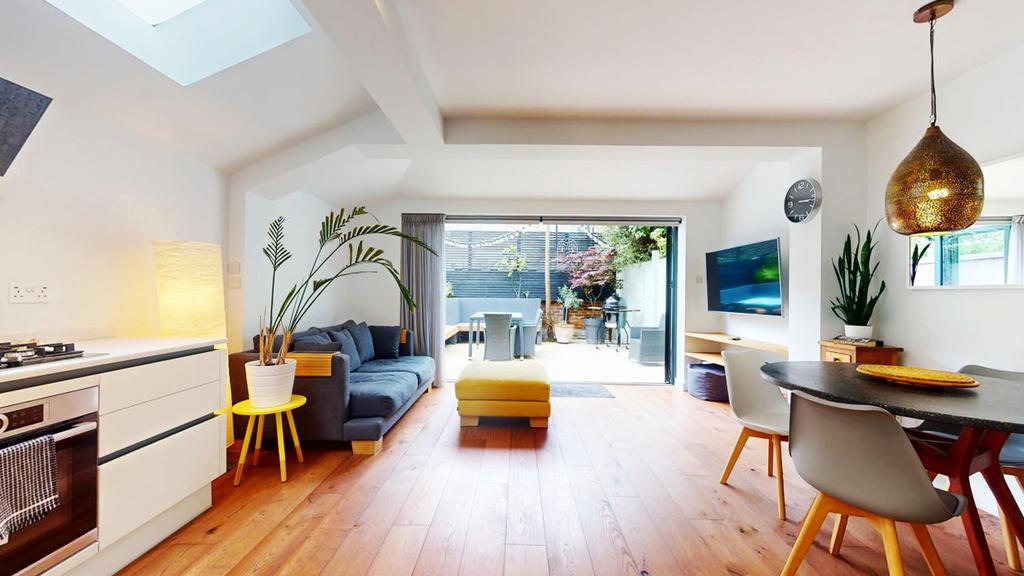Kitchen / Living