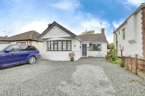 2 bedroom detached bungalow for sale, Lympstone Close, Westcliff-on-sea, SS0