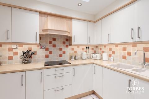 76 Black Croft, Clayton Le Woods, Chorley, PR6 7UT