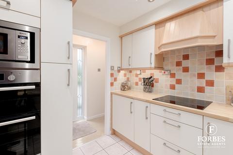 76 Black Croft, Clayton Le Woods, Chorley, PR6 7UT