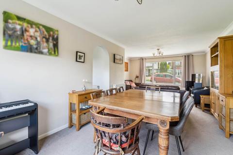 13 Upper Tail, Watford, WD19 5DF