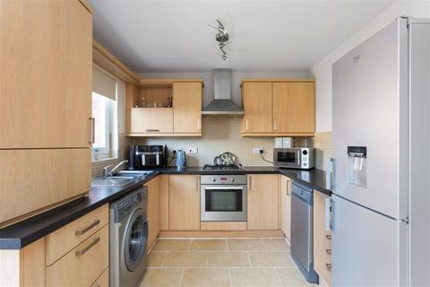 2 bedroom flat for sale, Dalyell Place, Bathgate EH48