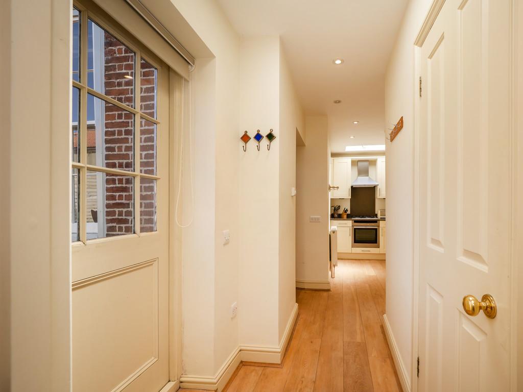 Flat2-38