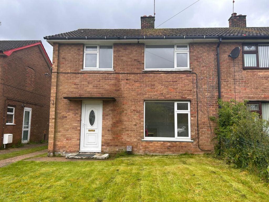 Egmanton Road, Mansfield, NG20 3 bed semidetached house for sale £