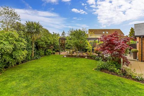 3 bedroom detached bungalow for sale, Carlton Avenue, Greenhithe, Kent